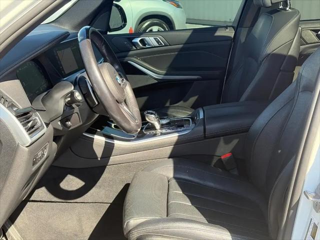 2021 BMW X5 M50i
