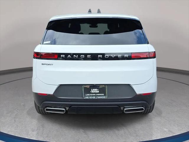 2026 Land Rover Range Rover Sport P360 SE
