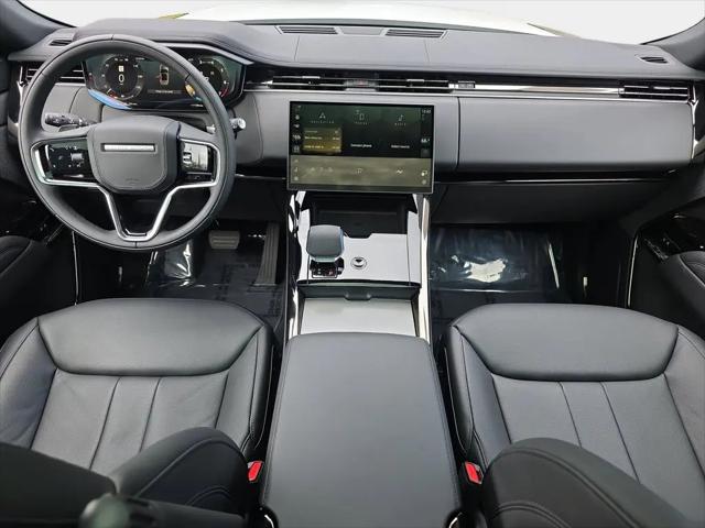 2026 Land Rover Range Rover Sport P360 SE
