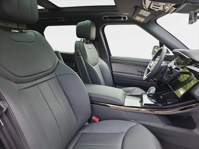 2026 Land Rover Range Rover Sport P360 SE