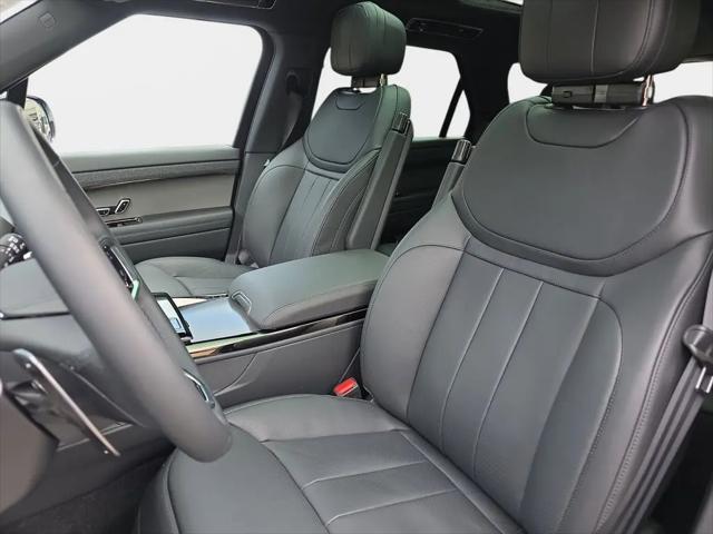 2026 Land Rover Range Rover Sport P360 SE