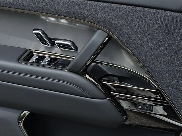 2026 Land Rover Range Rover Sport P360 SE