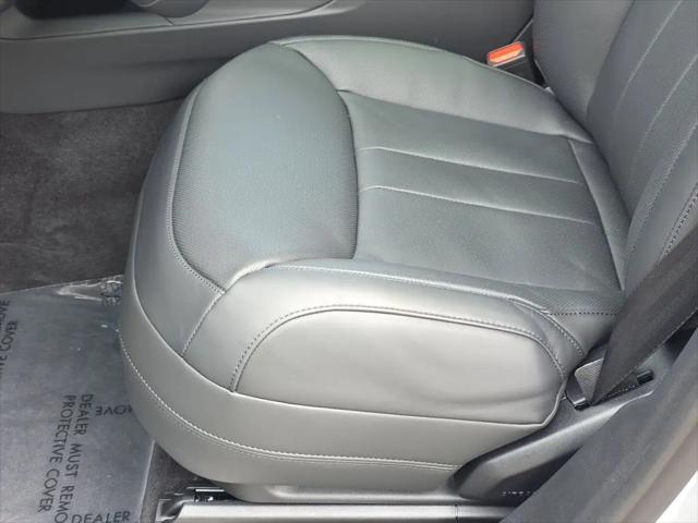 2026 Land Rover Range Rover Sport P360 SE