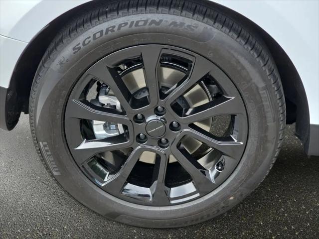 2026 Land Rover Range Rover Sport P360 SE