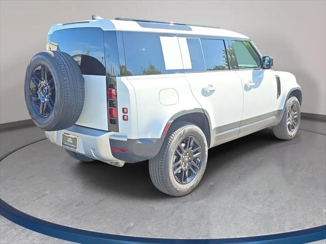 2025 Land Rover Defender 110 P300