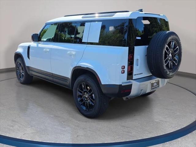 2025 Land Rover Defender 110 P300
