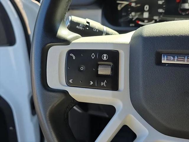 2025 Land Rover Defender 110 P300