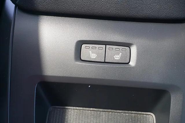 2024 Volvo S60 B5 Plus Dark Theme