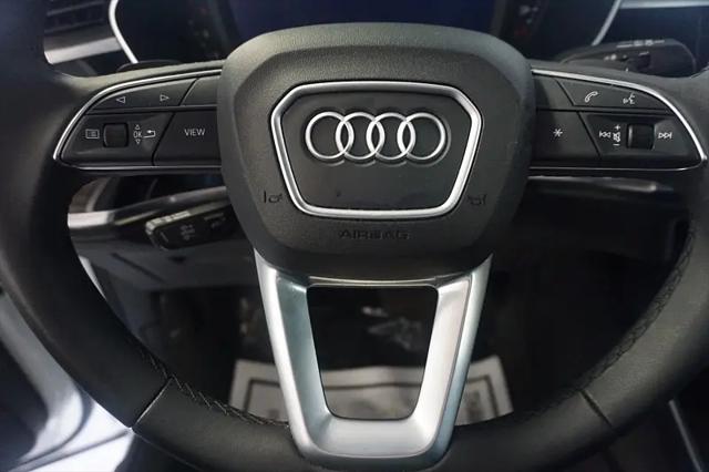 2025 Audi Q3 Premium 45 TFSI S line quattro Tiptronic