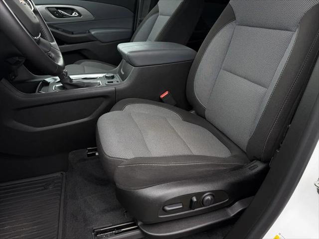 2021 Chevrolet Traverse FWD LT Cloth