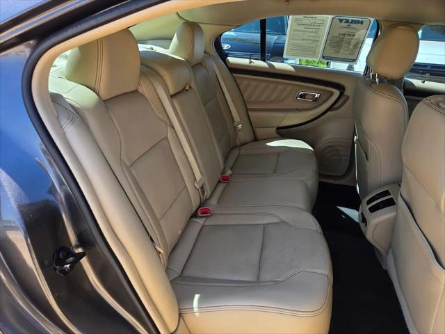 2018 Ford Taurus Limited