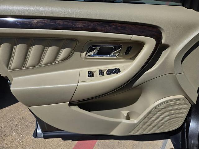 2018 Ford Taurus Limited