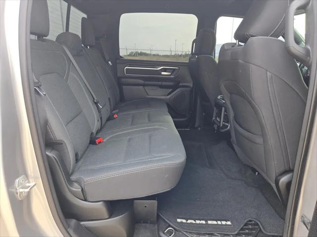 2022 Ram 1500 Big Horn Crew Cab 4x4 6'4" Box