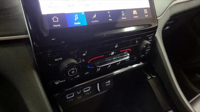 2023 Jeep Grand Cherokee Limited 4x2