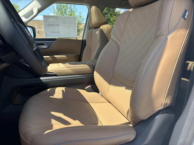 2026 INFINITI QX80 LUXE