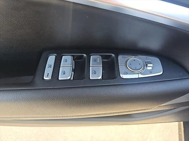 2023 Genesis G70 2.0T RWD