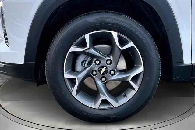 2025 Chevrolet Trax FWD LT