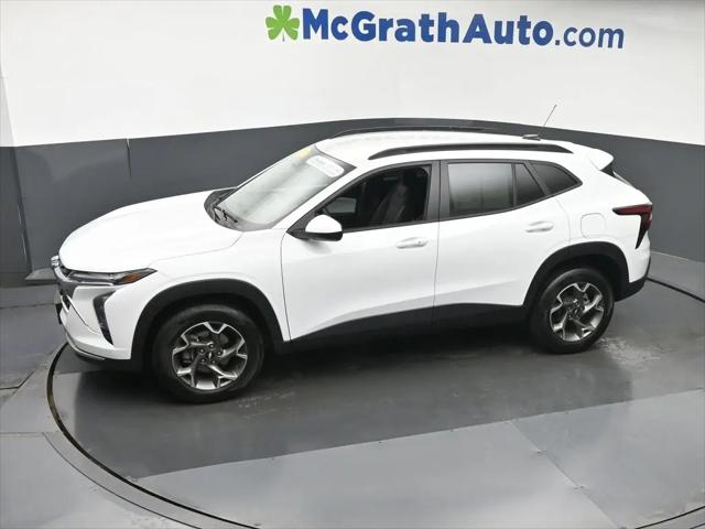 2025 Chevrolet Trax FWD LT