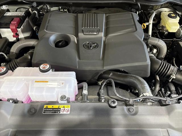 2026 Toyota Tundra Platinum CrewMax 5.5' Bed