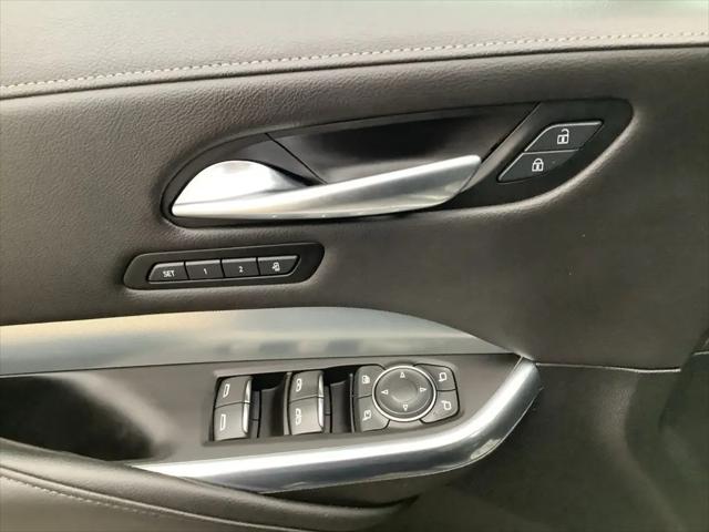 2021 Cadillac XT4 AWD Premium Luxury