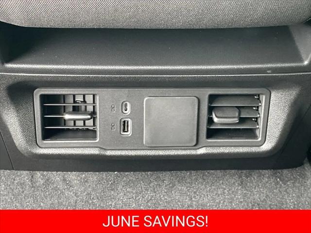 2026 Chevrolet Silverado 1500 2WD Crew Cab Short Bed Custom
