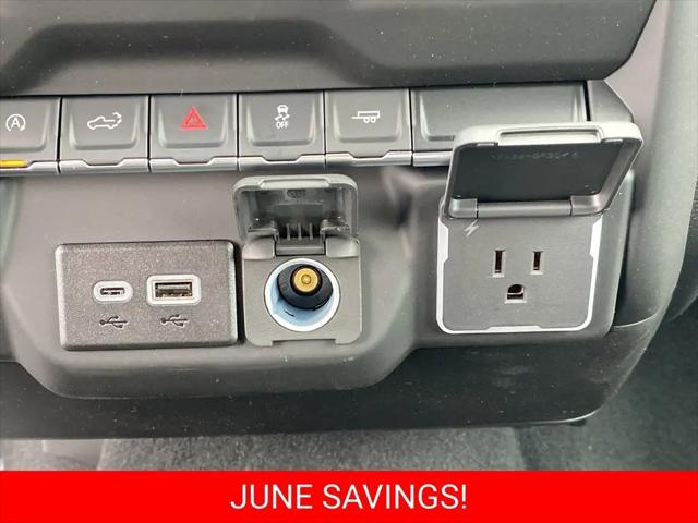 2026 Chevrolet Silverado 1500 2WD Crew Cab Short Bed Custom
