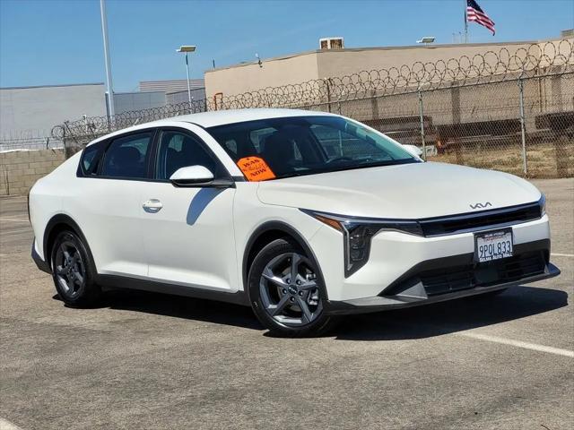 2025 Kia K4 LXS