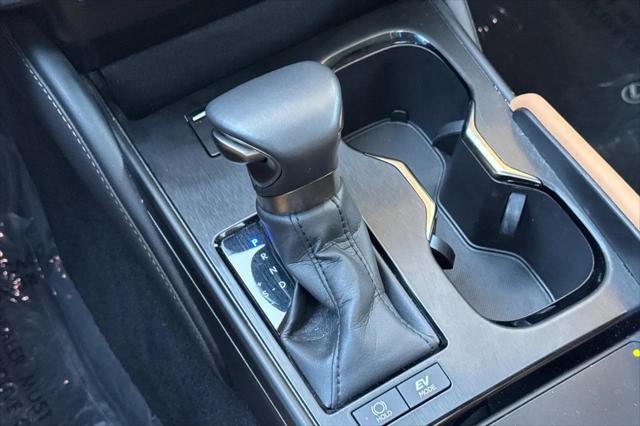 2025 Lexus ES 300h ES 300h