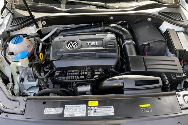 2016 Volkswagen Passat 1.8T SE