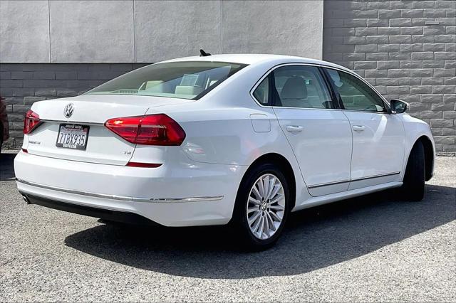 2016 Volkswagen Passat 1.8T SE