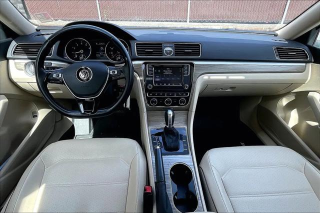 2016 Volkswagen Passat 1.8T SE