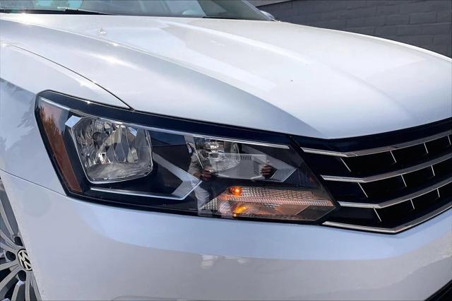 2016 Volkswagen Passat 1.8T SE