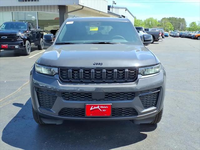 2026 Jeep Grand Cherokee Altitude 4x4