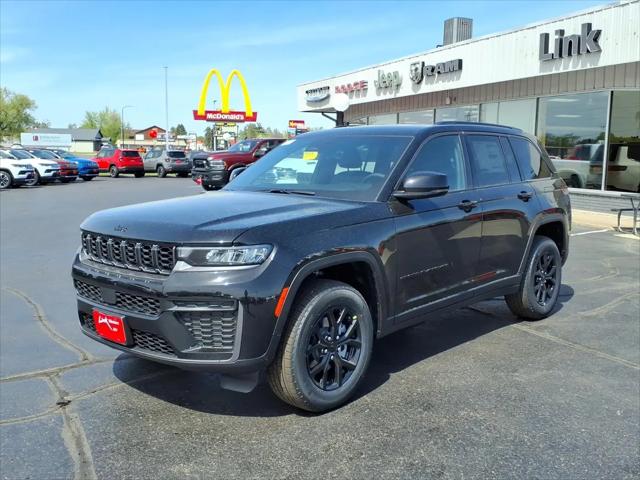 2026 Jeep Grand Cherokee Altitude 4x4