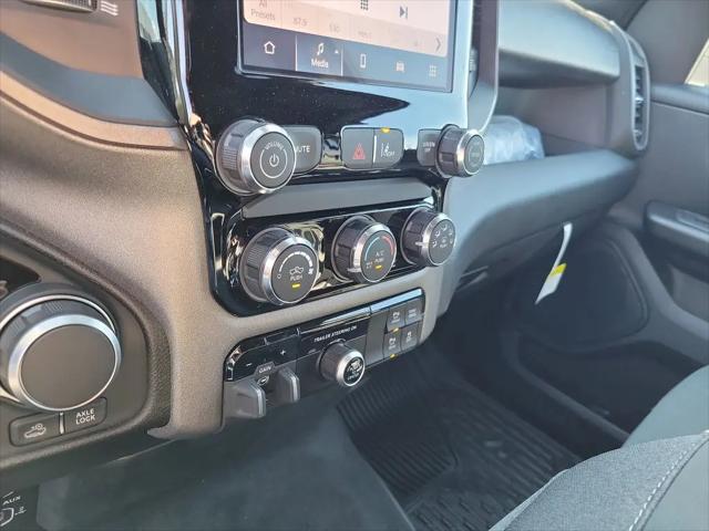 2026 Ram 1500 Warlock Crew Cab 4x4 57 Box