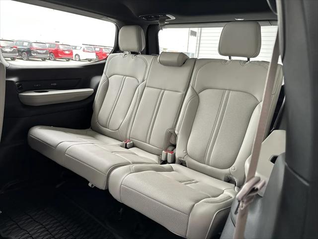 2026 Jeep Grand Wagoneer Limited Altitude 4x4