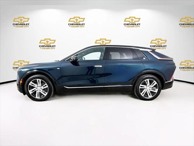 2024 Cadillac iQ Tech w/1SA