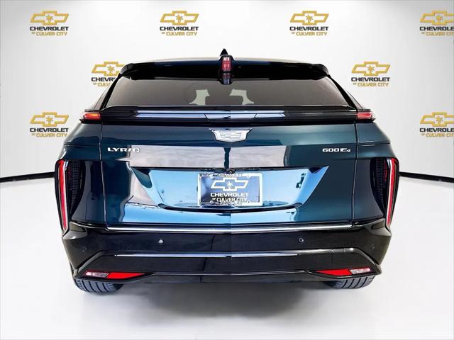 2024 Cadillac iQ Tech w/1SA
