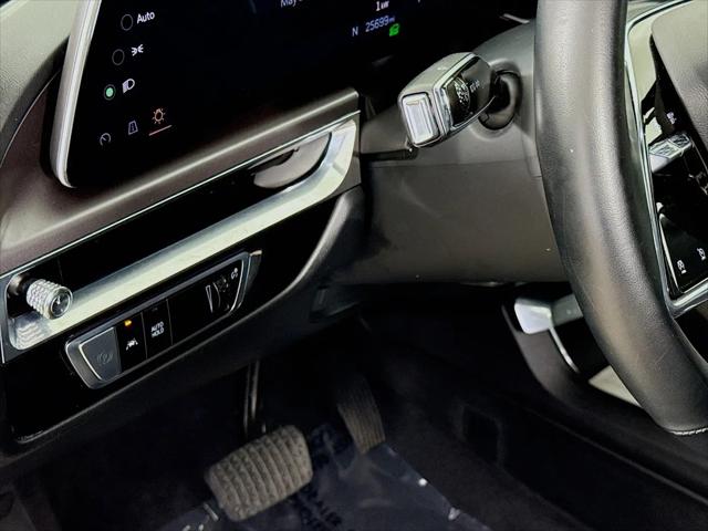 2024 Cadillac iQ Tech w/1SA