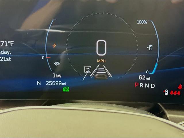 2024 Cadillac iQ Tech w/1SA