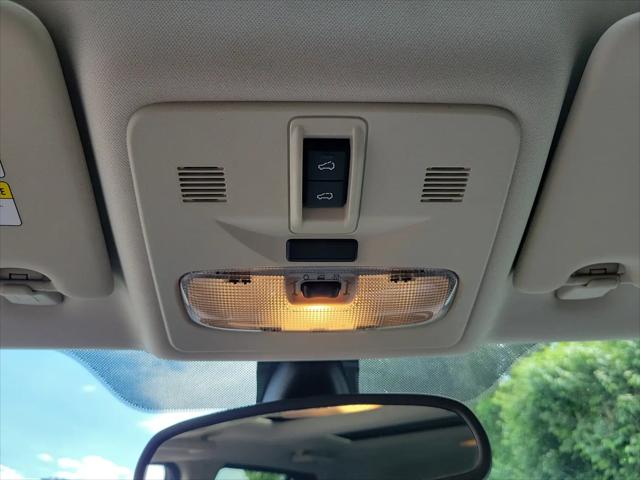 2014 Land Rover LR2 Standard