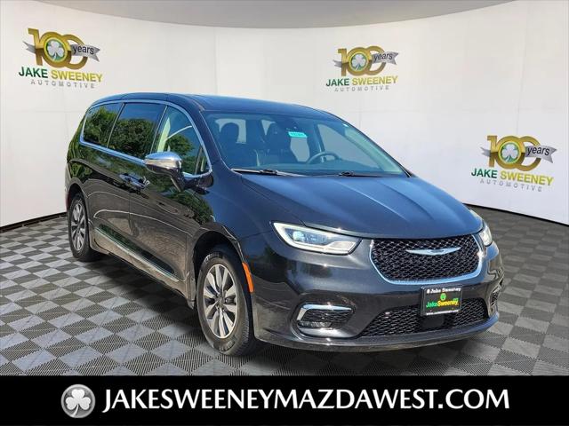 2023 Chrysler Pacifica Hybrid Limited for sale in Cincinnati, OH