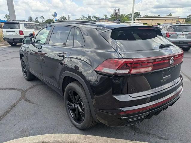 2026 Volkswagen Atlas Cross Sport SEL R-Line Black