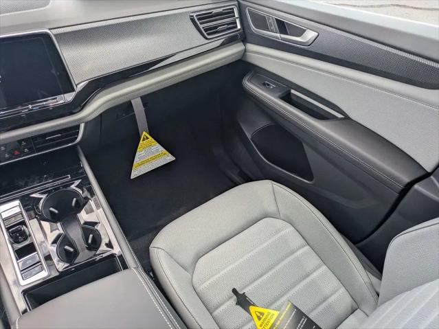 2026 Volkswagen Atlas Cross Sport SEL R-Line Black