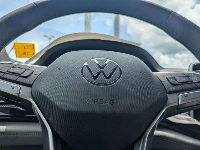2026 Volkswagen Atlas Cross Sport SEL R-Line Black