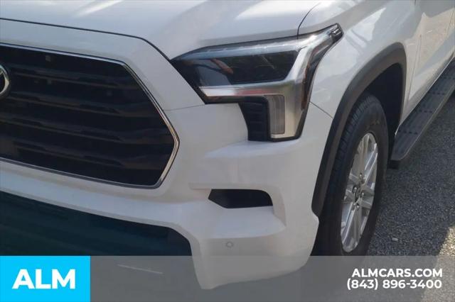 2025 Toyota Sequoia SR5