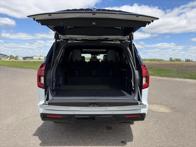 2025 Ford Expedition Platinum MAX