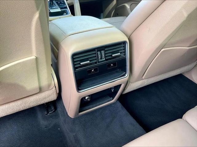 2022 Porsche Cayenne Cayenne
