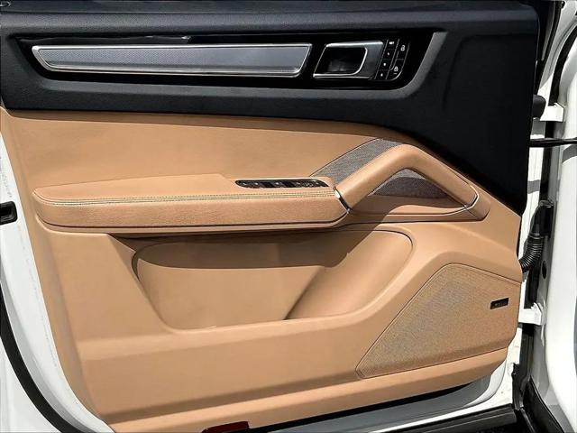 2022 Porsche Cayenne Cayenne