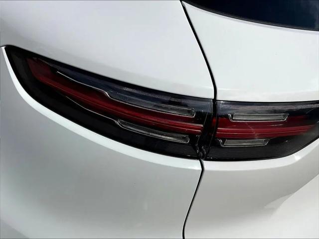 2022 Porsche Cayenne Cayenne